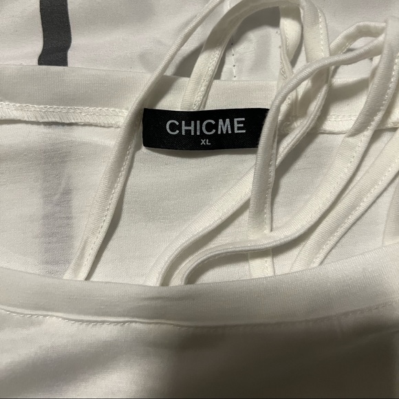 NWT- Women’s Graphic Print Off the Shoulder Lace T-Shirt,Size XL. - Picture 5 of 6